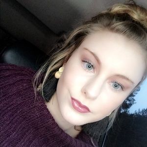 Meet your Posher, Kathryn